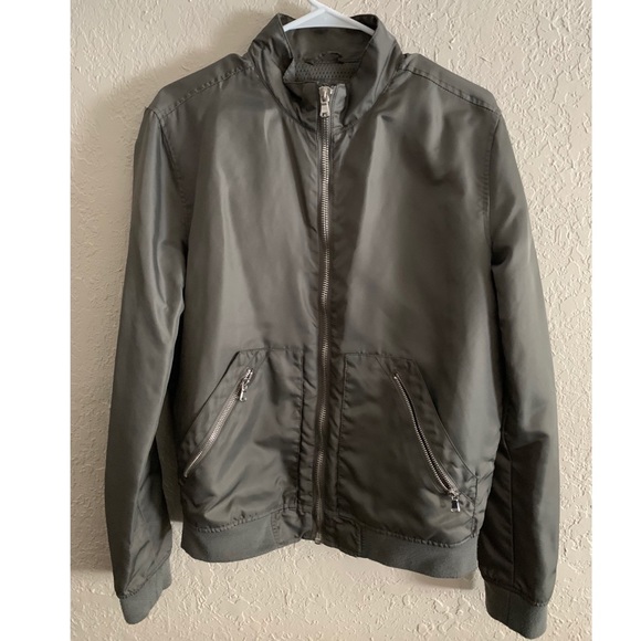 Green Forever 21 bomber jacket - Picture 2 of 2